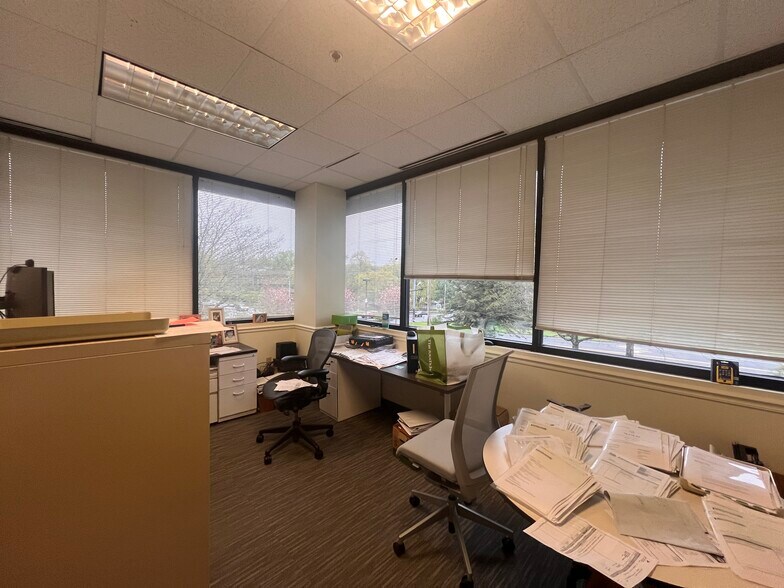 More Photos Of 100 Technology Dr, Trumbull Medical For Lease