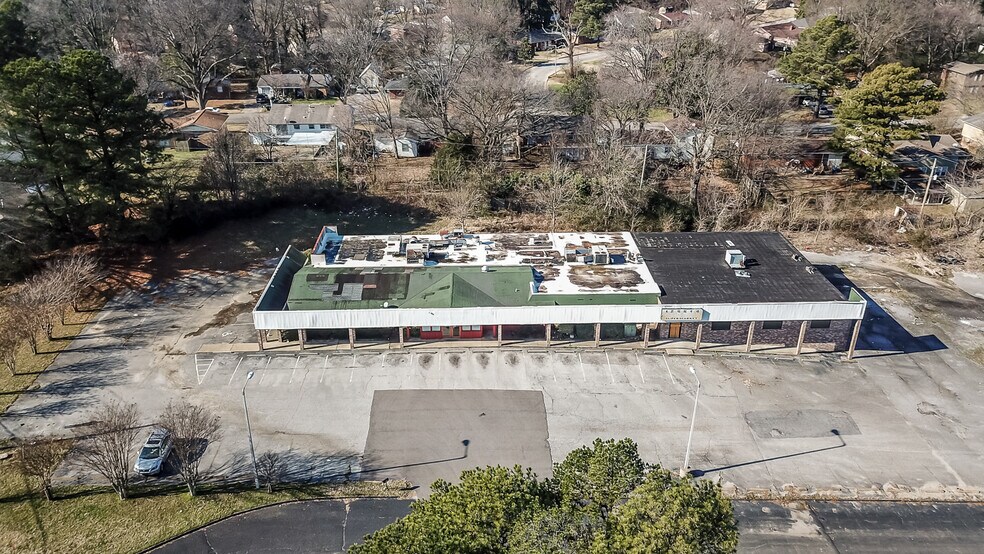 More Photos Of 4594 Yale Rd, Memphis General Retail For Sale