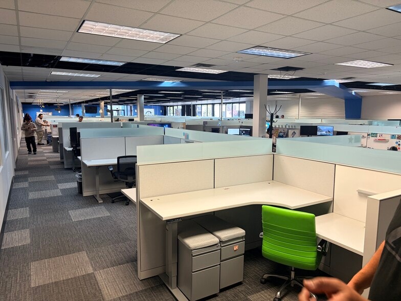More Photos Of 1105-1141 W 2400 S, Salt Lake City Office For Lease