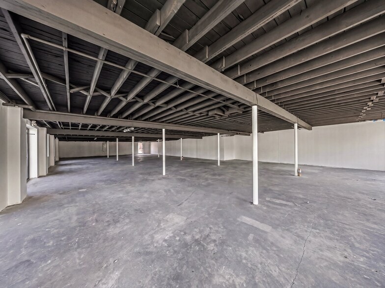 More Photos Of 1449 Smokey Park Hwy, Candler General Retail For Lease