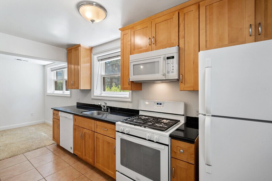 More Photos Of 333 G St, San Rafael Apartments For Sale