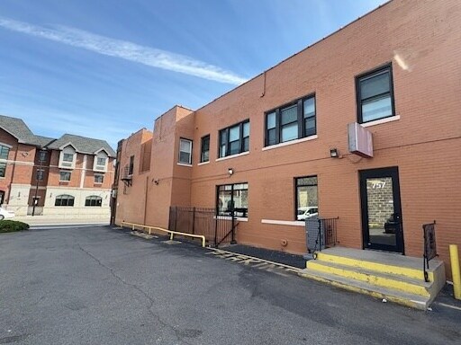More Photos Of 757 W Main St, Rochester Multifamily For Sale