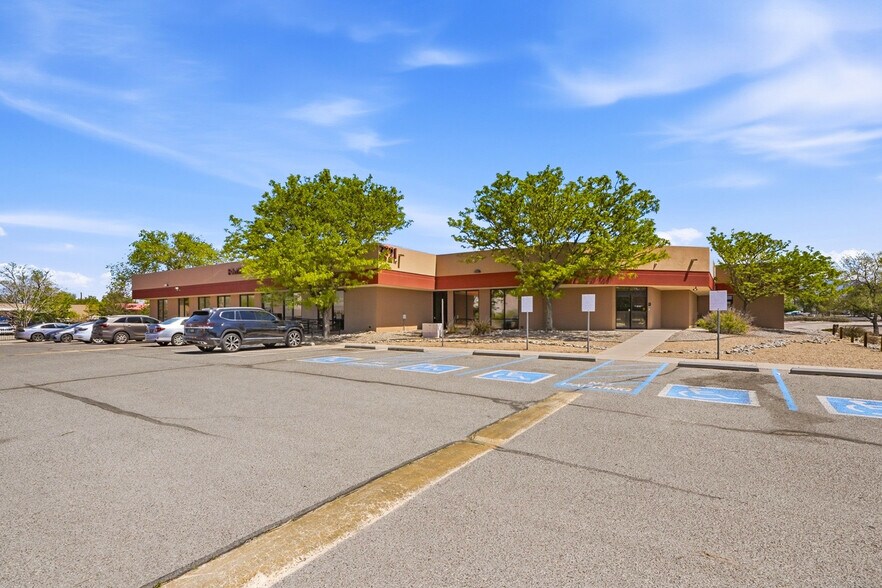 More Photos Of 3121 Amherst NE dr, Albuquerque Office For Sale