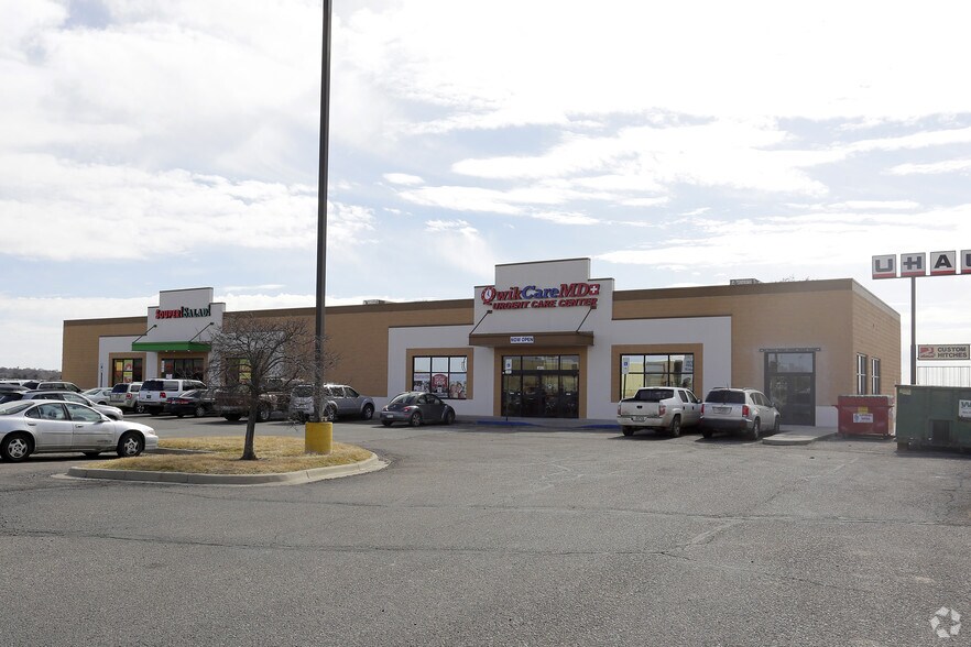 More Photos Of 4120-4130 N Freeway Rd, Pueblo Storefront For Lease