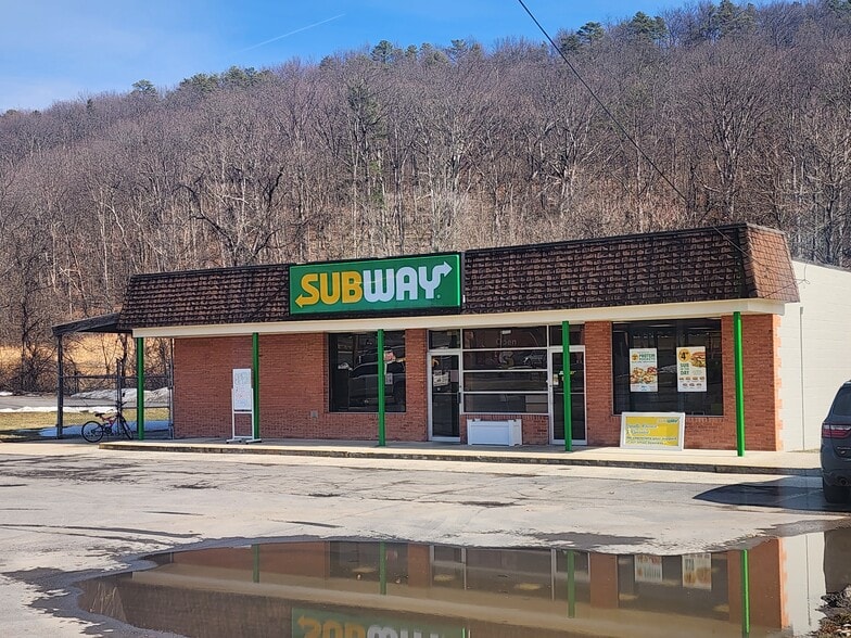Primary Photo Of 16018 McMullen Hwy SW, Cresaptown Fast Food For Sale