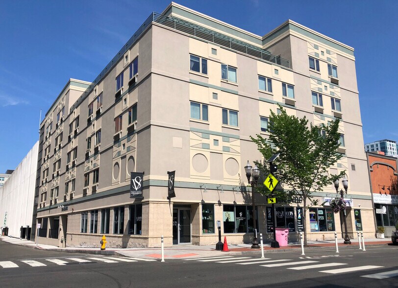 Primary Photo Of 225 Atlantic St, Stamford Apartments For Lease