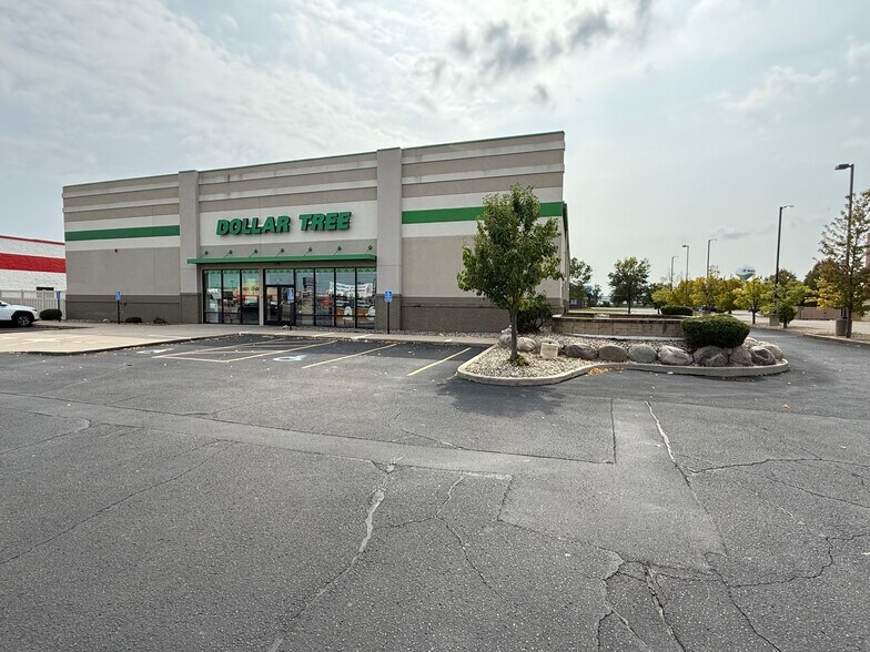 More Photos Of 700 2nd St S, Waite Park Freestanding For Sale