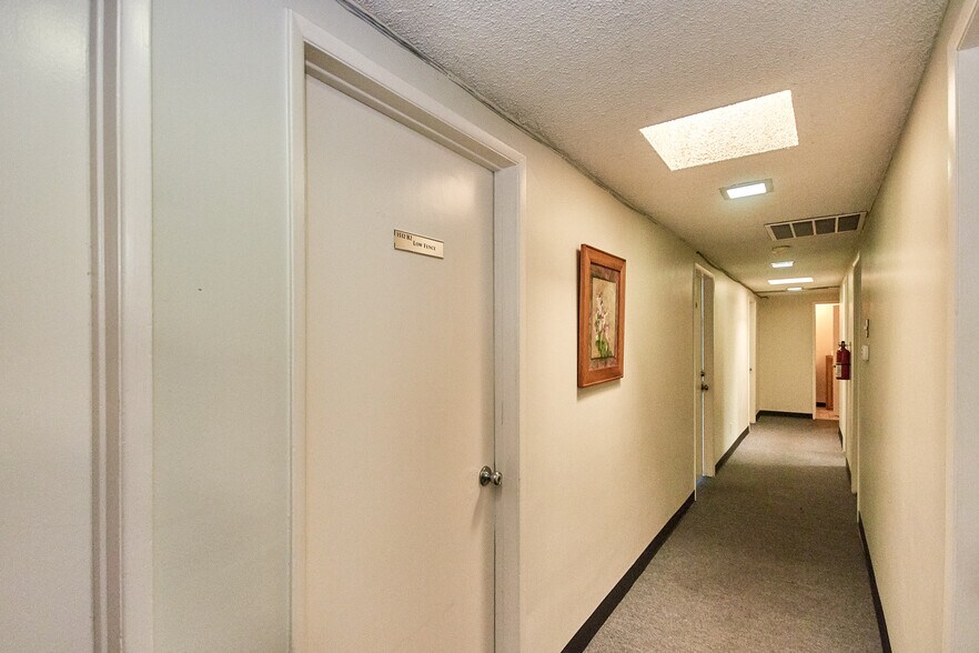 More Photos Of 1532-1538 W Commonwealth Ave, Fullerton Storefront Retail Residential For Lease