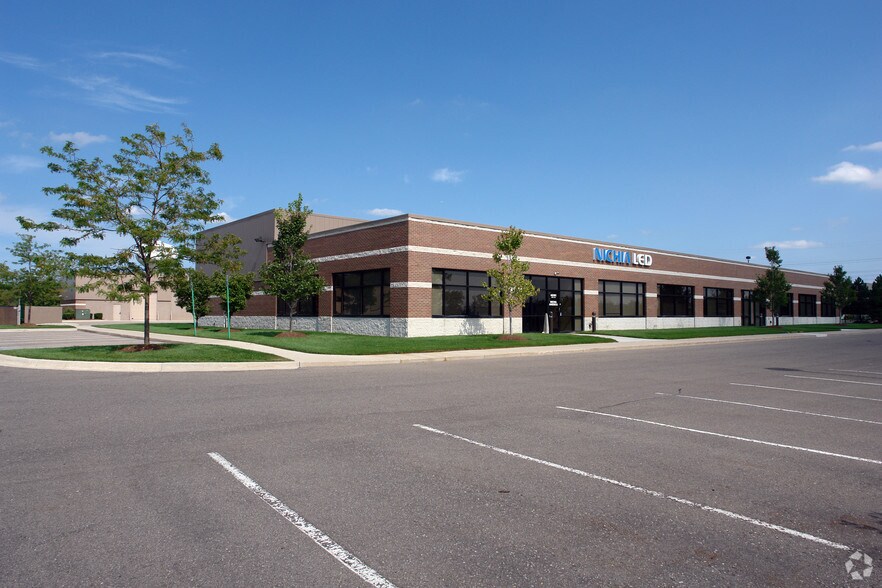 More Photos Of 48561 Alpha Dr, Wixom Research And Development For Lease