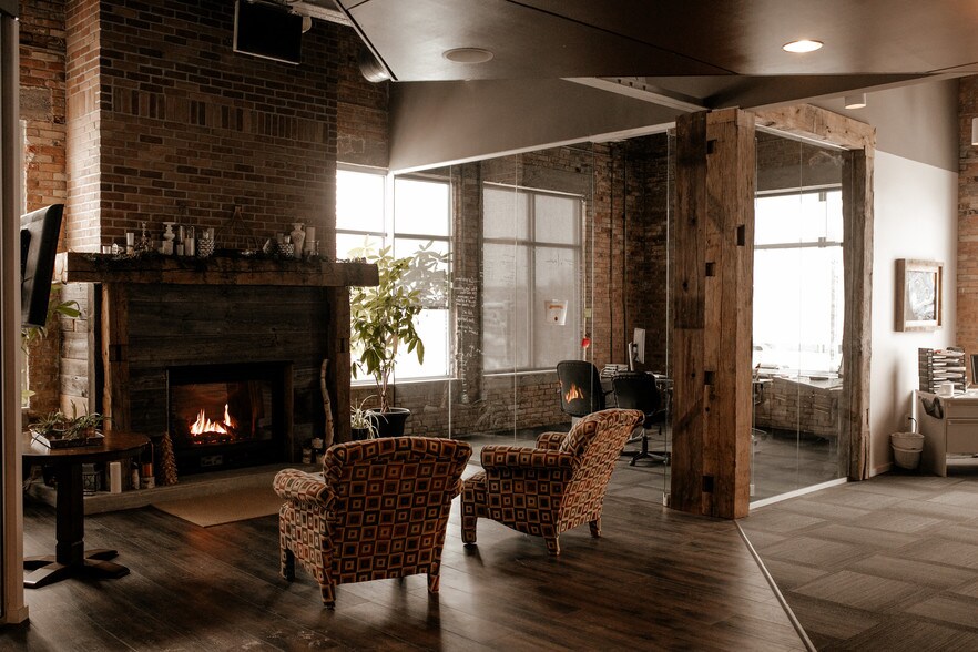 More Photos Of 300 Ionia Ave SW, Grand Rapids Office For Lease