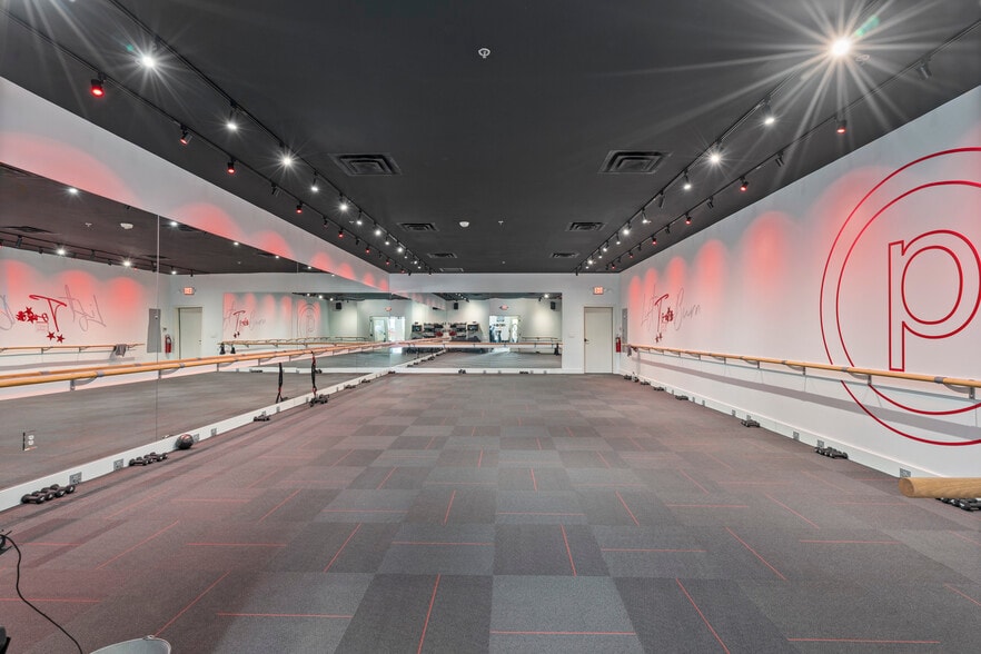 More Photos Of 158 Front St, Franklin Apartments For Sale