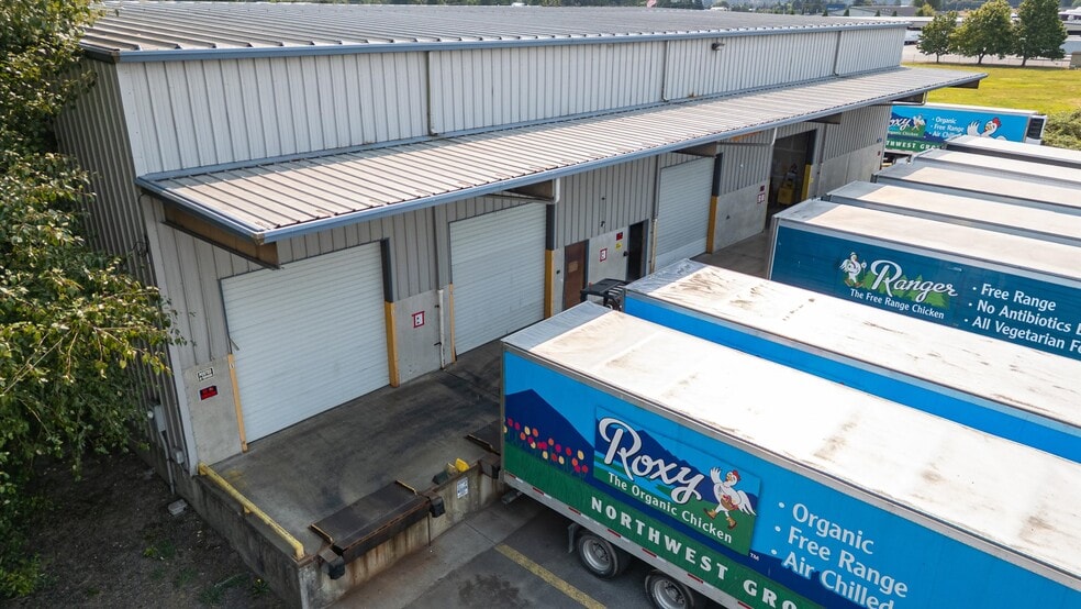 More Photos Of 3616 Old Highway 99 S Rd, Mount Vernon Distribution For Sale