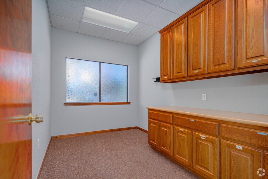 More Photos Of 19115 Fm-2252, San Antonio Office For Lease