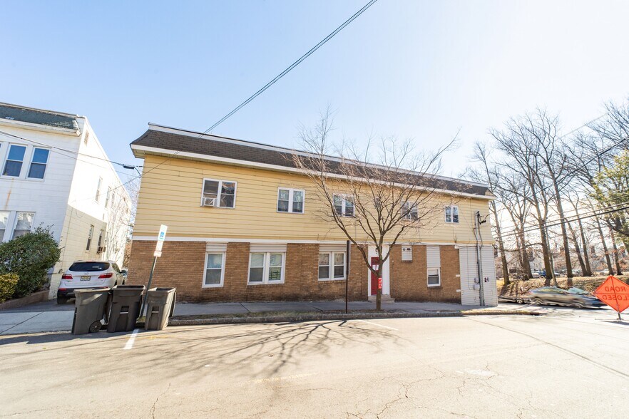 More Photos Of 282 Belleville Ave, Belleville Apartments For Sale