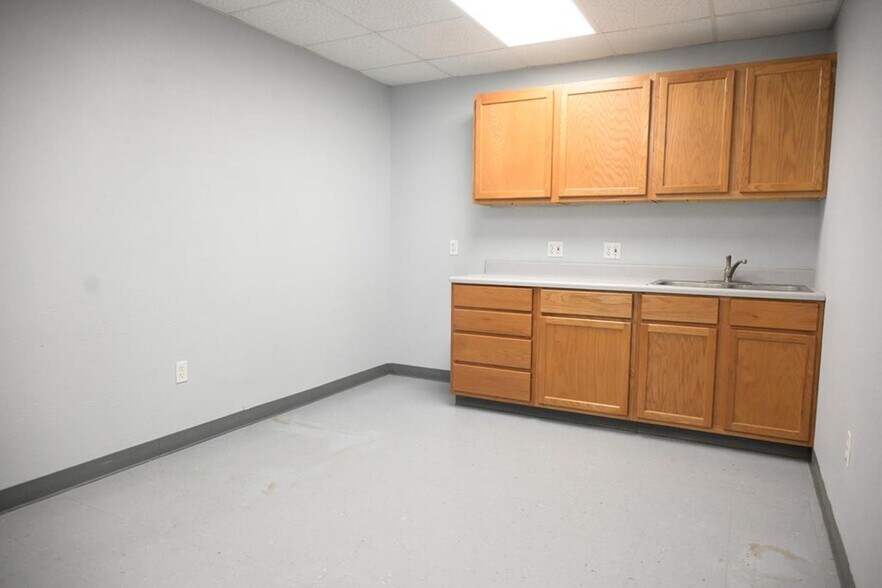More Photos Of , Midland Industrial For Sale
