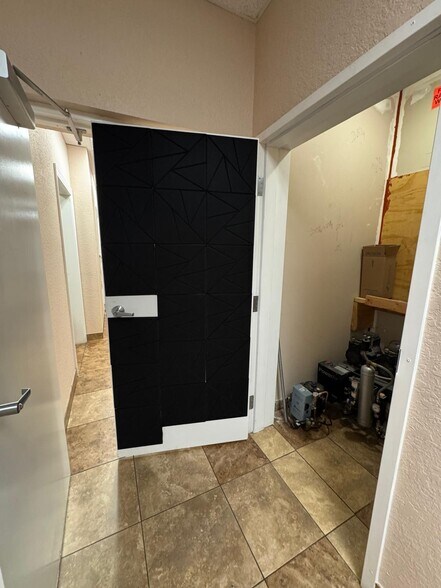 More Photos Of 1696 S Military Trl, West Palm Beach Medical For Lease