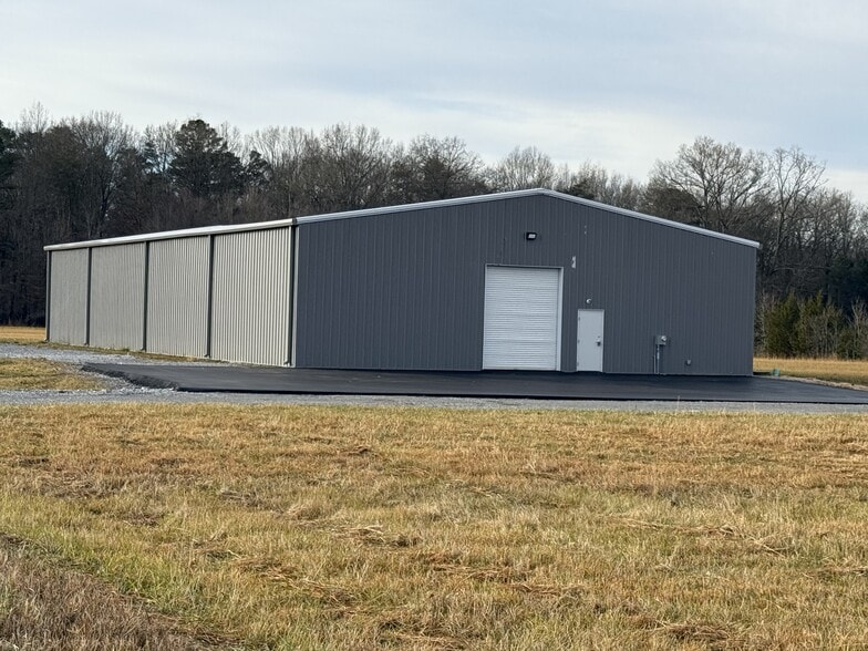 More Photos Of 1345 Potter Town Rd, Midway Industrial For Sale