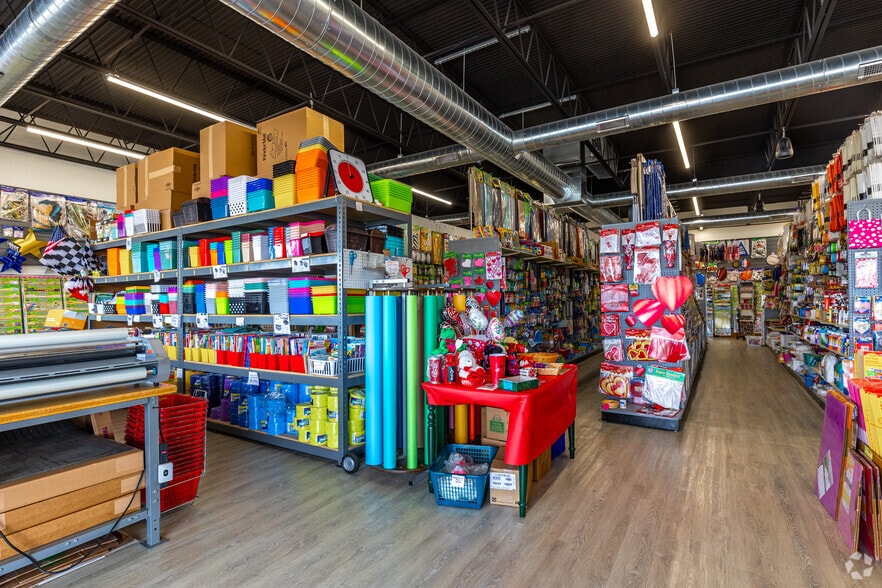 More Photos Of 402-544 E Wheatland Rd, Duncanville Unknown For Lease