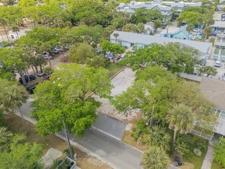 More Photos Of 214 Columbus Ave, New Smyrna Beach Land For Sale