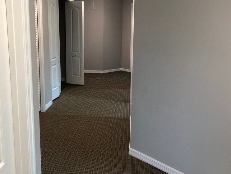 More Photos Of 10129 Gallant Ln, Tampa Office For Lease