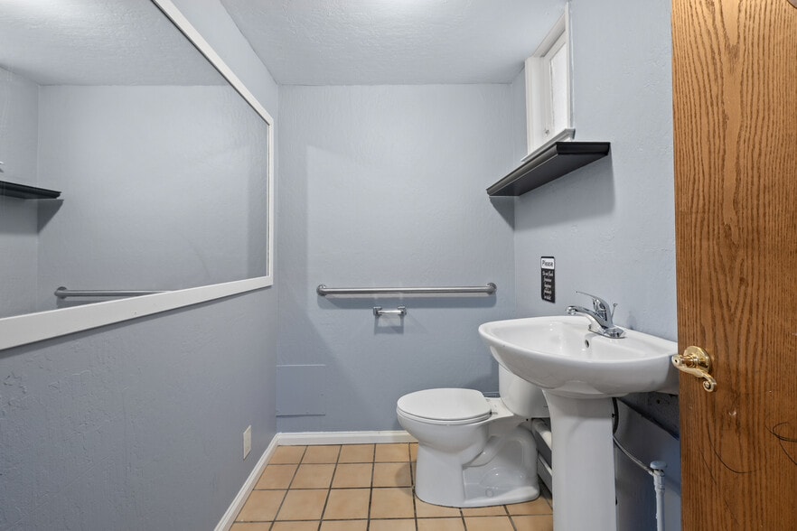 More Photos Of 13041 San Pablo Ave, San Pablo Freestanding For Lease