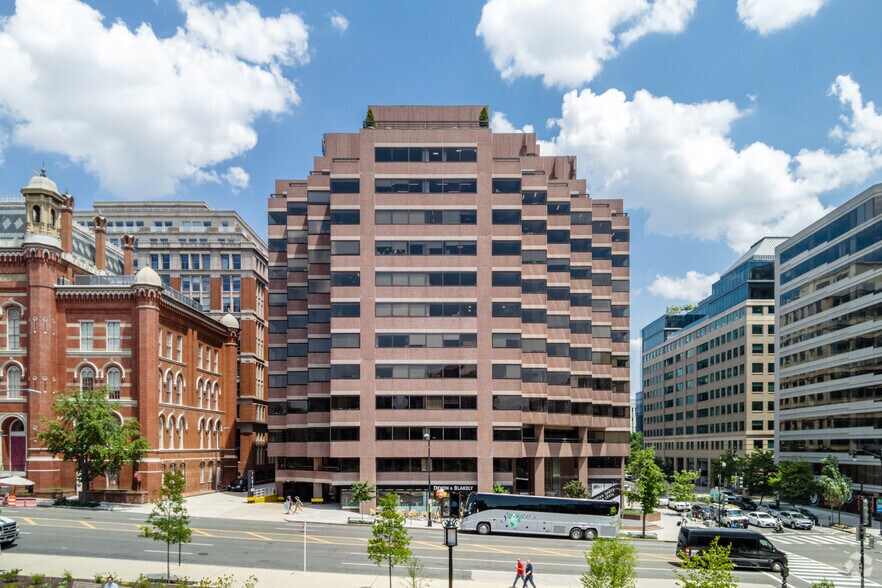 More Photos Of 1225 Eye St NW, Washington Office For Lease