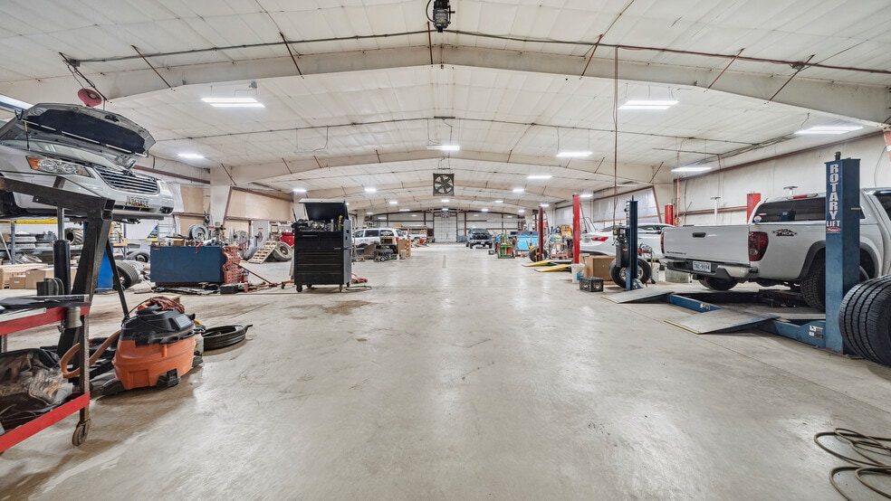 More Photos Of 4630 Crisfield Hwy, Crisfield Warehouse For Sale