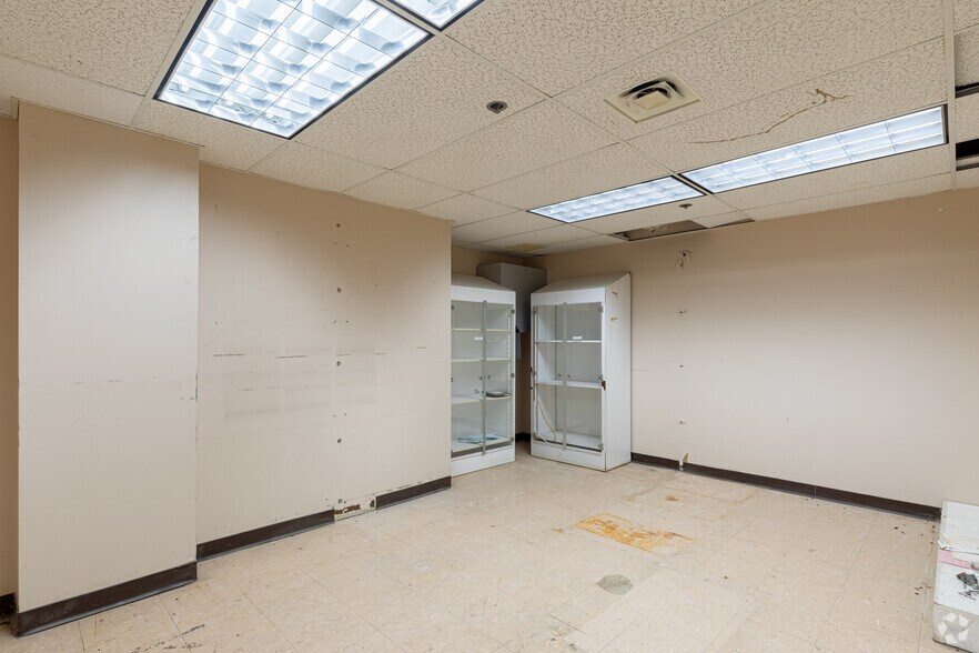 More Photos Of 480 Vantage Pt, Miamisburg Medical For Sale