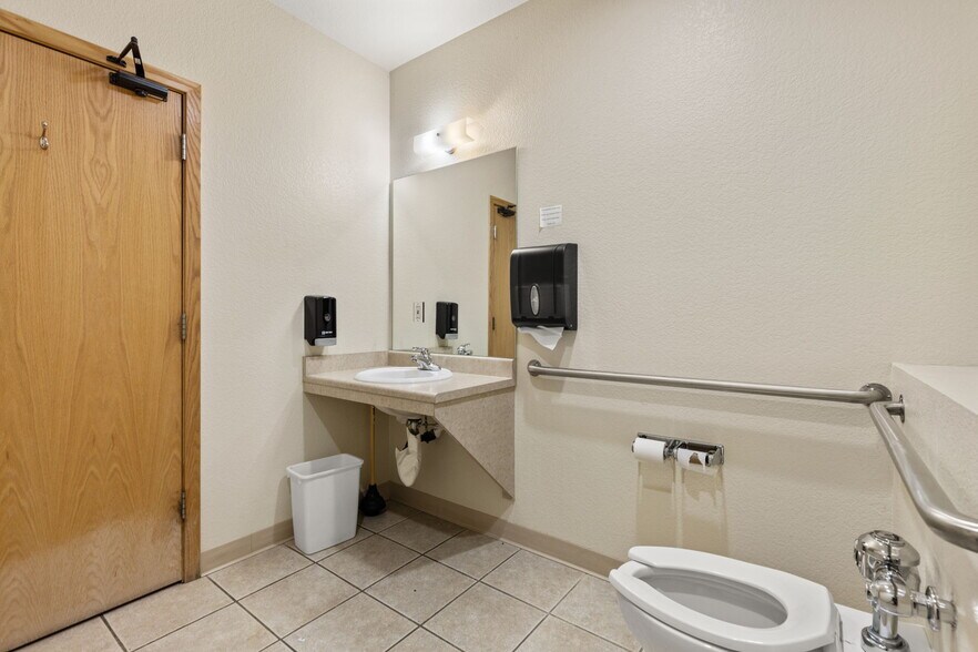 More Photos Of 6630 Gunpark Dr, Boulder Medical For Sale