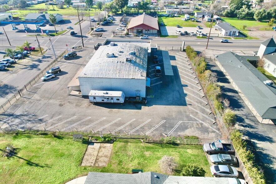 More Photos Of 4979 Olivehurst Ave, Olivehurst General Retail For Sale