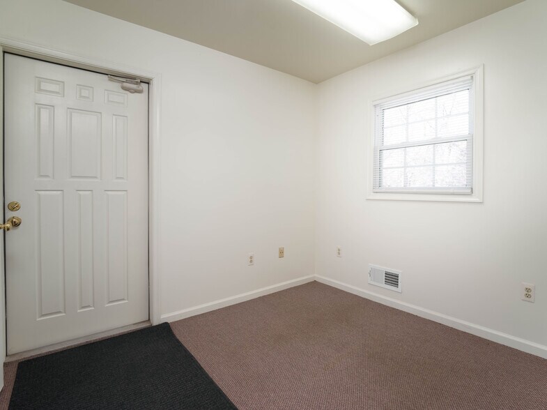 More Photos Of 860 State Route 10, Randolph Office For Sale