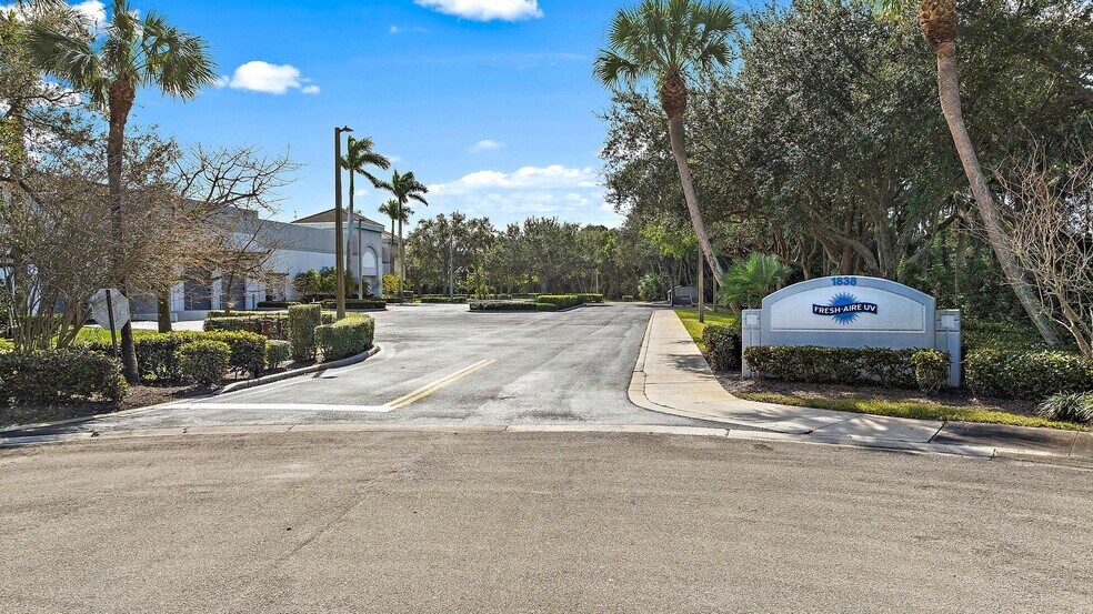 More Photos Of 1838 Park Ln S, Jupiter Warehouse For Sale