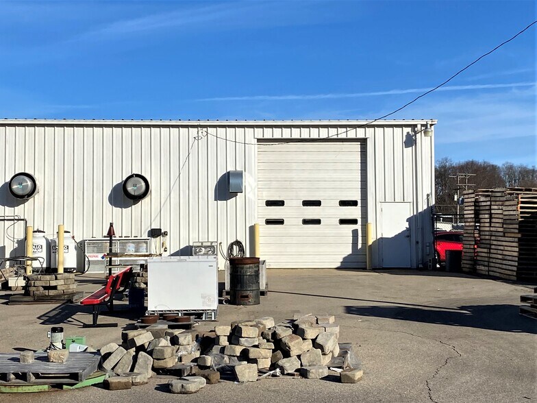 More Photos Of 3050 Plainfield Rd, Dayton Warehouse For Sale