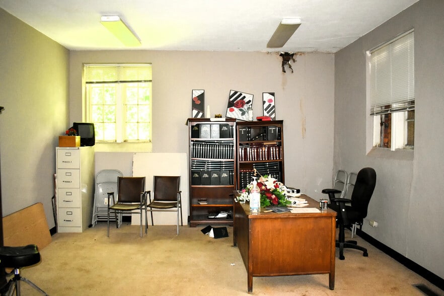 More Photos Of 3481 S Court St, Montgomery Religious Facility For Sale