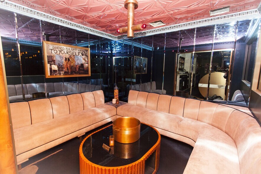 More Photos Of 1634 Cahuenga Blvd, Los Angeles Unknown For Lease