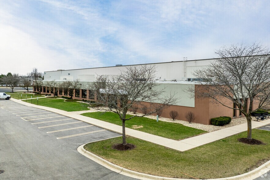More Photos Of 250 S Gary Ave, Carol Stream Distribution For Sale