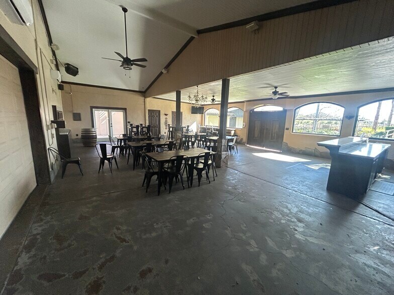 More Photos Of 8482 W Linne Rd, Tracy Winery Vineyard For Lease