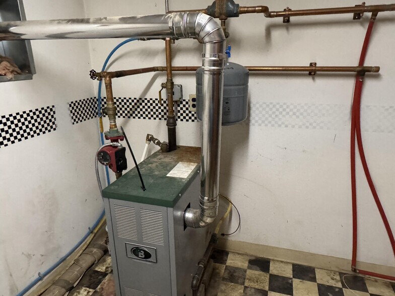 More Photos Of 2200 State Route 14, Geneva Warehouse For Lease