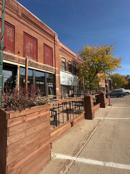More Photos Of 131 W Broadway St, Owatonna Storefront Retail Office For Sale