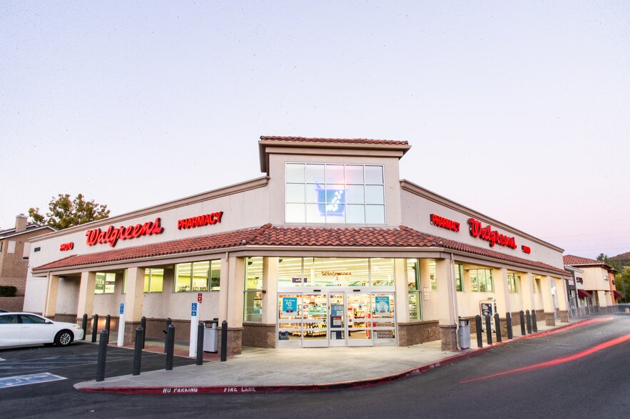More Photos Of 28410-28460 Haskell Canyon Rd, Santa Clarita Storefront For Sale