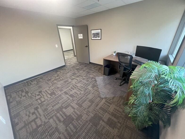 More Photos Of 300 3rd Ave SE, Rochester Medical For Sale