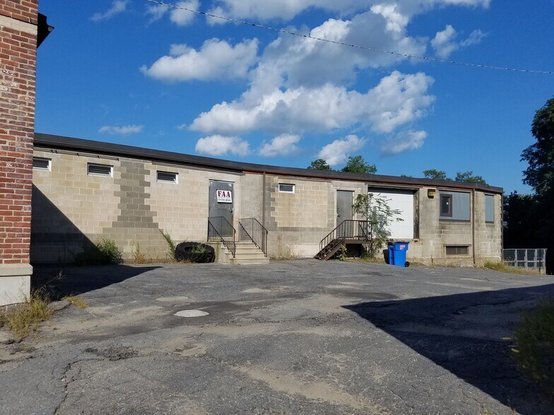 More Photos Of 75 Walnut St, Fitchburg Warehouse For Sale