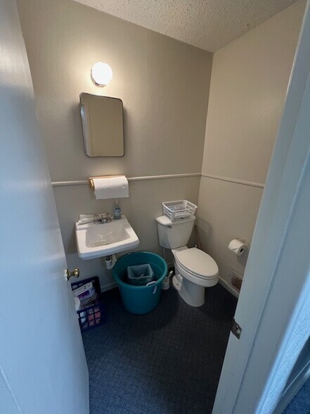 More Photos Of 907 S Main St, Copperas Cove Office For Sale