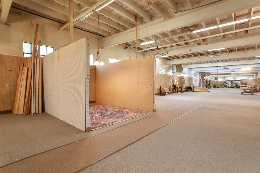 More Photos Of 144 Runnymeade rd, Bunker Hill Specialty For Sale