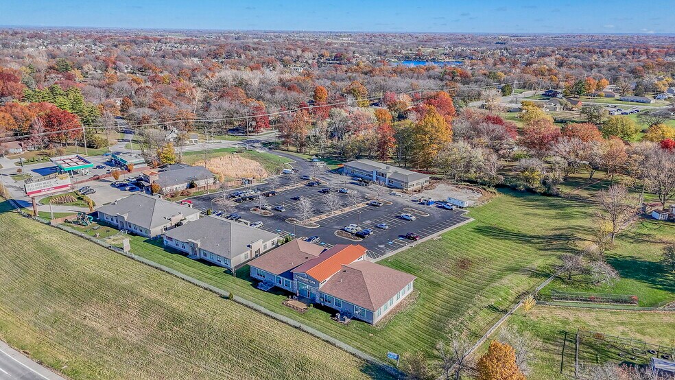 More Photos Of 5821 NW 72nd St, Kansas City Office For Lease