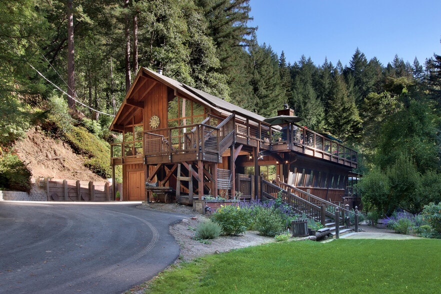 More Photos Of 16770 Redwood Lodge Rd, Los Gatos Lodge Meeting Hall For Sale