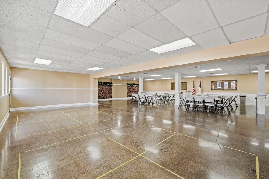 More Photos Of 3201 S 43rd St, Tacoma Specialty For Sale