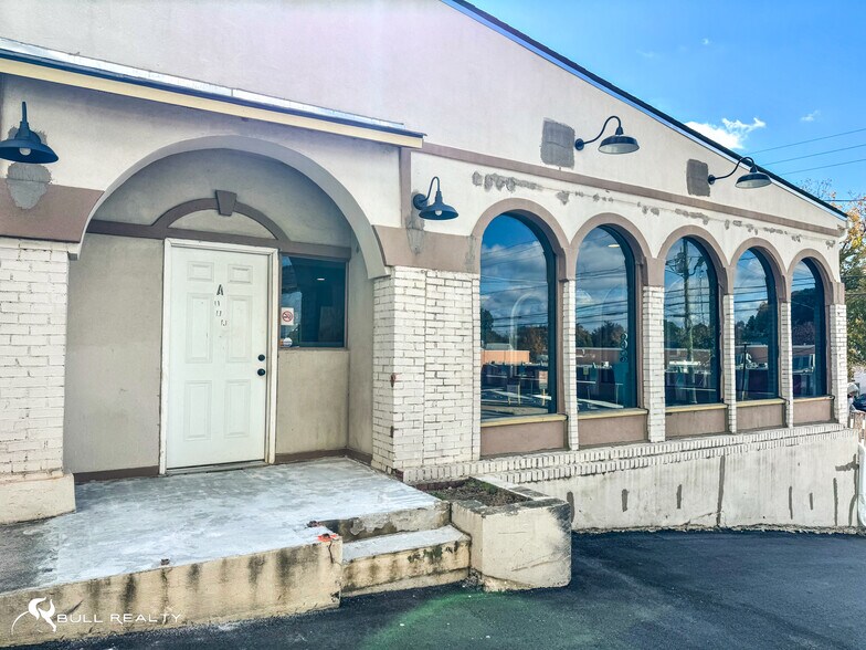 More Photos Of 1927 Piedmont Cir NE, Atlanta Storefront Retail Office For Lease