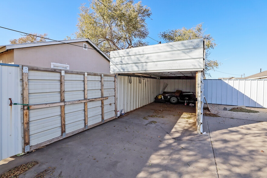 More Photos Of 4001 River Rd, Amarillo Convenience Store For Sale