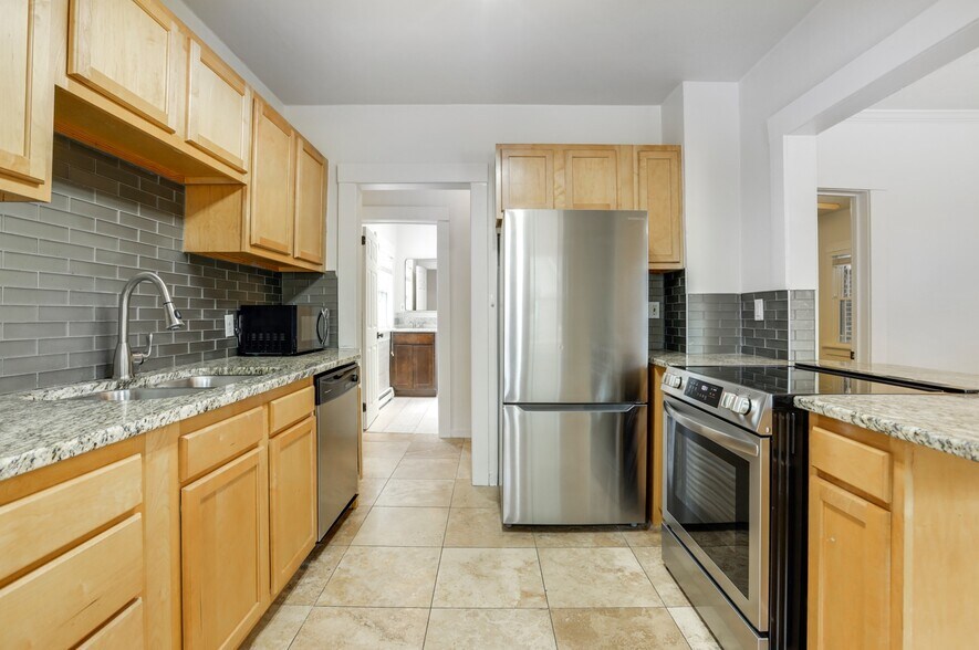 More Photos Of 848-852 S Logan St, Denver Apartments For Sale
